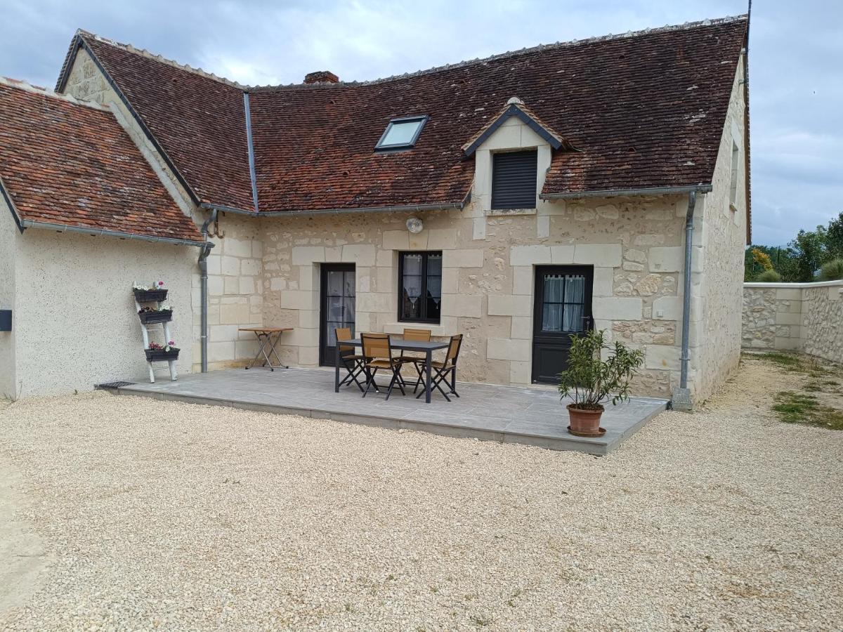 Gite De La Grand Maison Le Noyer Seigy エクステリア 写真